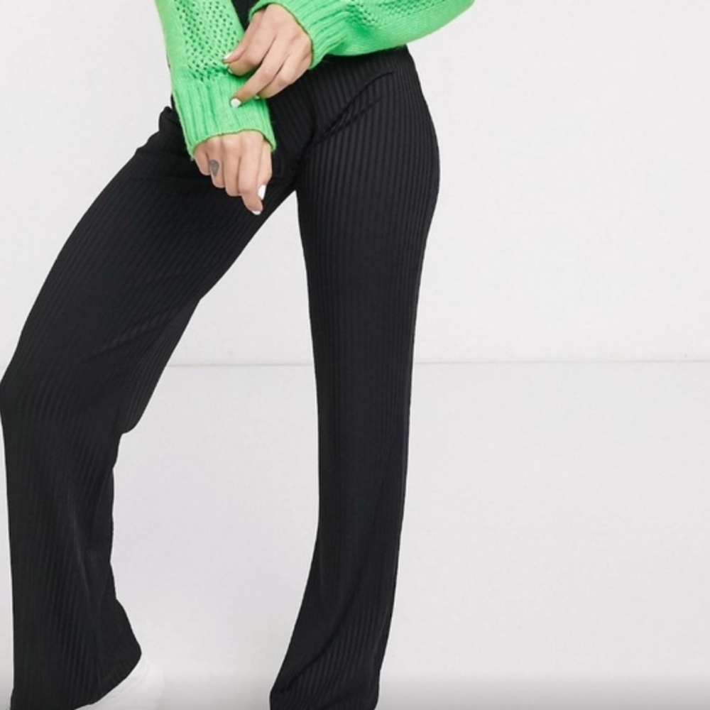 ASOS: Flare Pants🖤